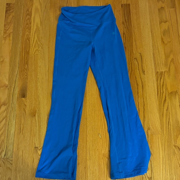 Lululemon Blue Flare Leggings - Picture 1 of 5